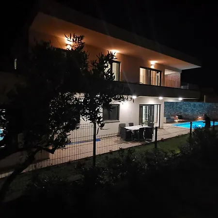 Holiday home Awesome In With Swimming Pool *